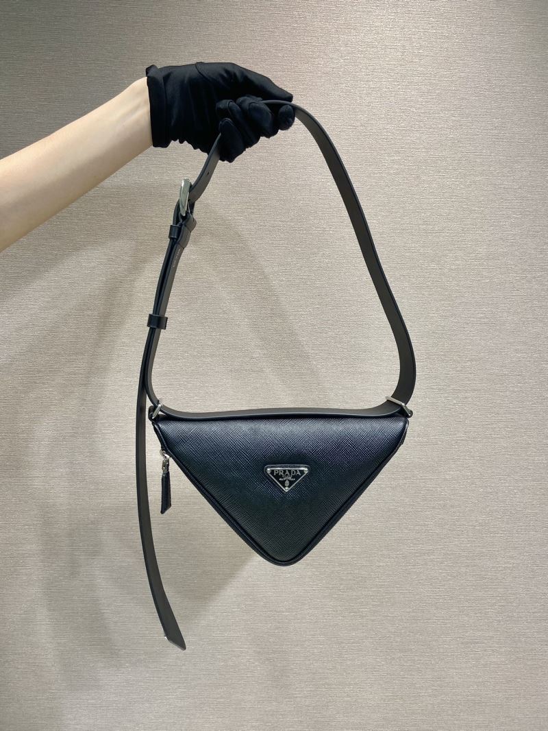 Pra*a triangle pouch